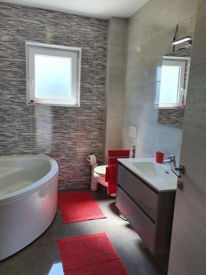 Apartment Creo Loborika Marcana ภายนอก รูปภาพ